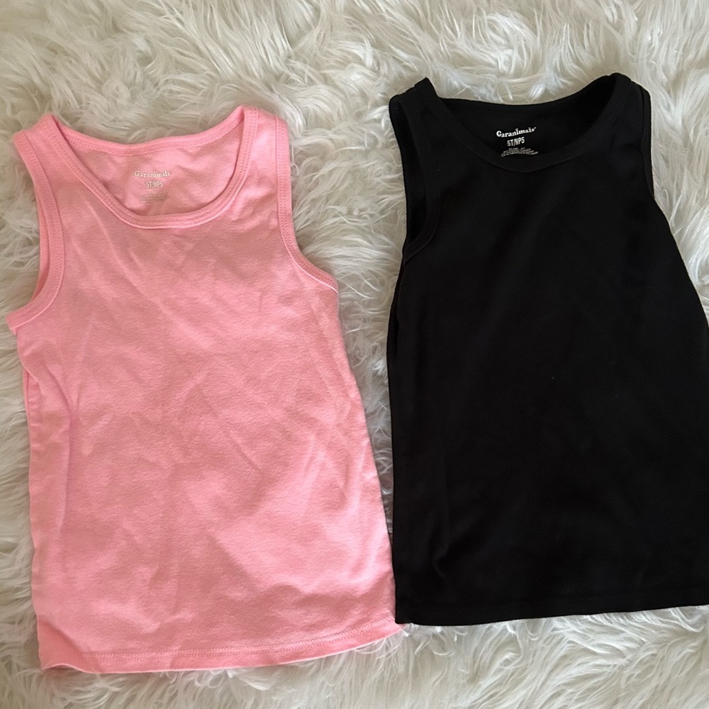 Girl Top. Size: 5T